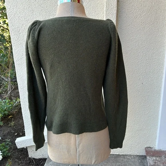FRAME 100% cashmere stunning dark green sweater w/lovely sleeves from Neiman’s - Picture 5 of 9